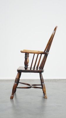 English Highback Windsor Chair for sale at Pamono