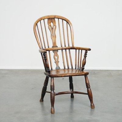 English Highback Windsor Chair for sale at Pamono