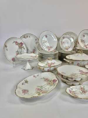 Porcelain Service Baltimore Rose from Haviland Limoges, 1888