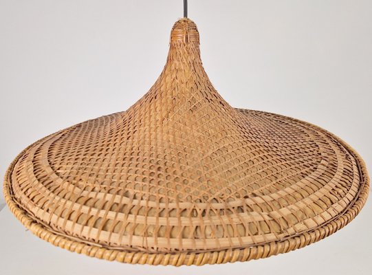 Vintage Hexenhut Hngelampe aus Rattan & Bambus, 1960er