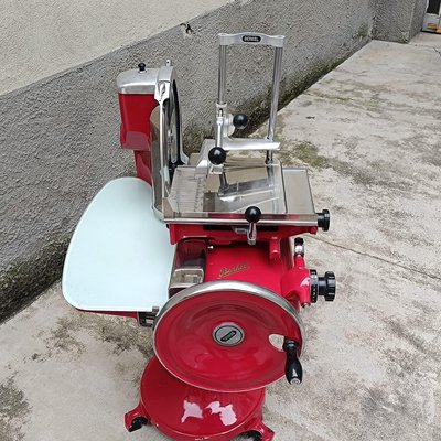 Berkel Mod 115 Flywheel Slicer with Pedestal, Holland, 1950s for