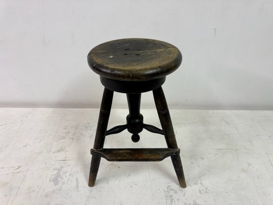 Vintage Swivel Stool on Sculptors Stand, 1920s for sale at Pamono