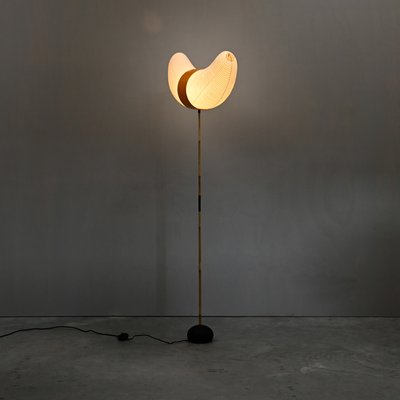 Hand-Crafted Model BB3-33s Akari Light Sculpture by Isamu Hand-Crafted Model BB3-33s Akari Light Sculpture by Isamu