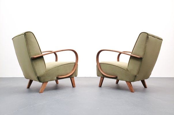 Bentwood Armchair in Pale Green Velvet by Jindrich Halabala, 1930s