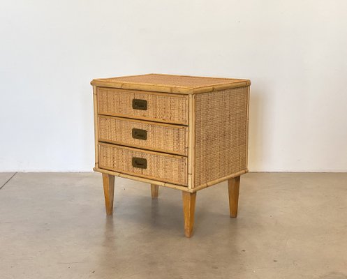 Vintage Nachttisch aus Korbgeflecht, 1970er bei Pamono kaufen