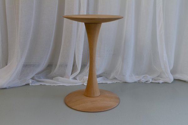 Danish Modern Oak Side Table Trisse by Nanna Ditzel for sale at Pamono
