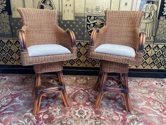 Set of Swivel Wicker and Rattan Bar Stools for sale at Pamono