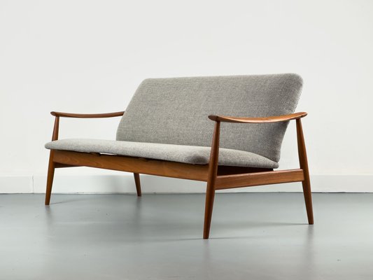 FD-138 Teak Sofa by Finn Juhl for France & Son, 1960s for sale at