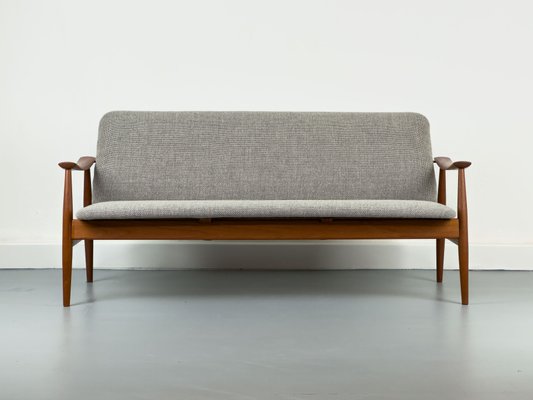 FD-138 Teak Sofa by Finn Juhl for France & Son, 1960s for sale at