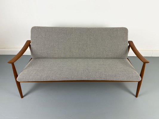 FD-138 Teak Sofa by Finn Juhl for France & Son, 1960s for sale at