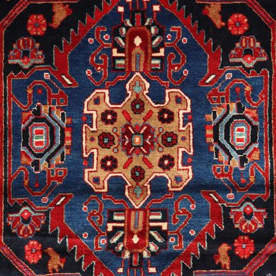 Tapis en laine noué main ancien - France Tapis en laine noué main ancien - France