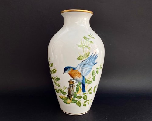 Vase Porcelain Franklin Mint the Bluebirds of Summer by A.J.