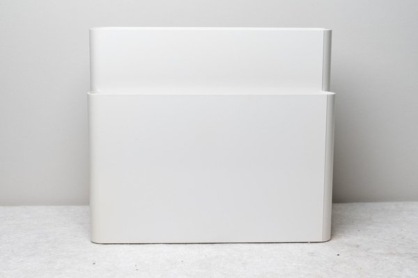 Model 4676 Magazine Rack attributed to Giotto Stoppino for