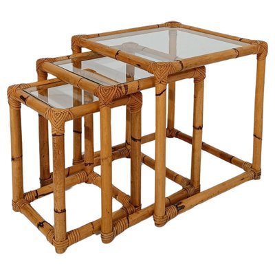 Tavolini ad incastro vintage in canna di bambù e vimini con