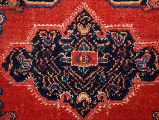 https://cdn20.pamono.com/p/g/2/1/210114_oudihe6z66/antique-middle-eastern-rugs-set-of-2-6.jpg