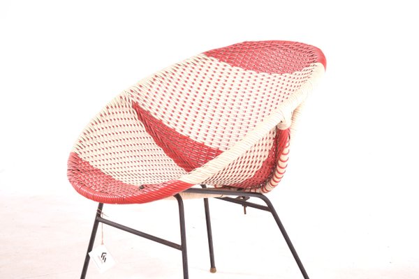 woven plastic chairs