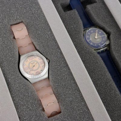 007 James Bond Case with 20 Watches from Swatch, Set of 21