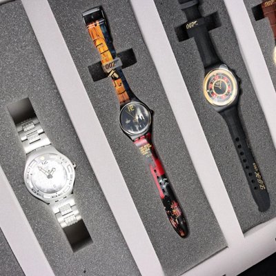 007 James Bond Case with 20 Watches from Swatch, Set of 21 for