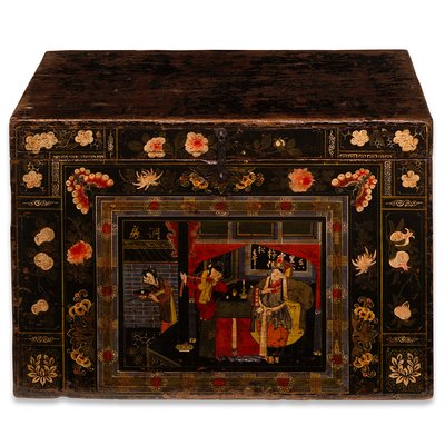 Painted Opera Chest From Shanxi Province - 19th Century Painted Opera Chest From Shanxi Province - 19th Century