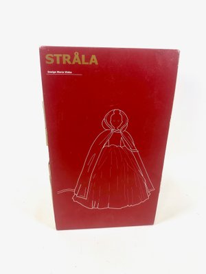 STRÅLA Lampe de table étoiles rouge - IKEAPEDIA