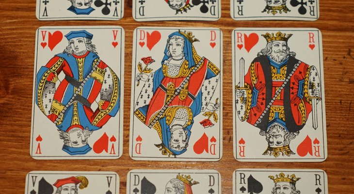 French Le Banquier Baccarat Mixed Card Dispenser for sale at Pamono