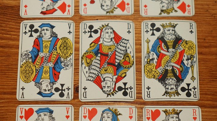 French Le Banquier Baccarat Mixed Card Dispenser for sale at Pamono