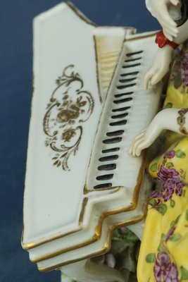 Rococo Porcelain Sculpture Depicting a Lady and a Gentleman at the