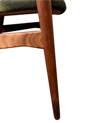 Mid-Century Teak Model 213 Chair by Thomas Harlev for Farstrup