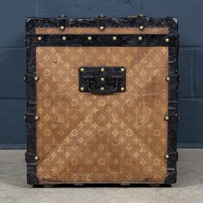 Trunk in Woven Canvas from Louis Vuitton, France, 1900s for sale