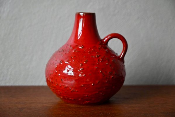 Brutalistische Rote Vase von Horst Montanus & Günter Remy, 1960er bei Pamono kaufen