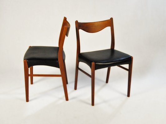 Teak Dining Chairs by Ejnar Larsen & Axel Bender Madsen for Glyngøre Stolefabrik, 1960s, Set of 2 Teak Dining Chairs by Ejnar Larsen & Axel Bender Madsen for Glyngøre Stolefabrik, 1960s, Set of 2
