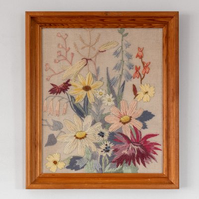 Mid-Century Swedish Floral Embroidery, 1960s for sale at Pamono