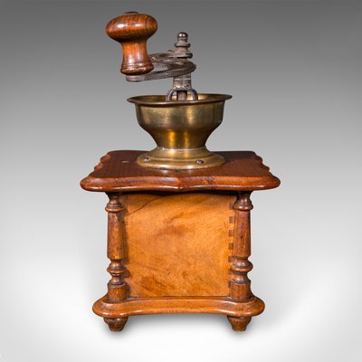 Vintage German Manual Coffee Grinder in Oak, 1930 for sale at Pamono