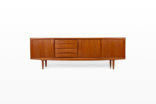 デンマーク ACO Møbler 1960s Axel Christensen Midcentury Danish 4-door sideboard in teak by Axel