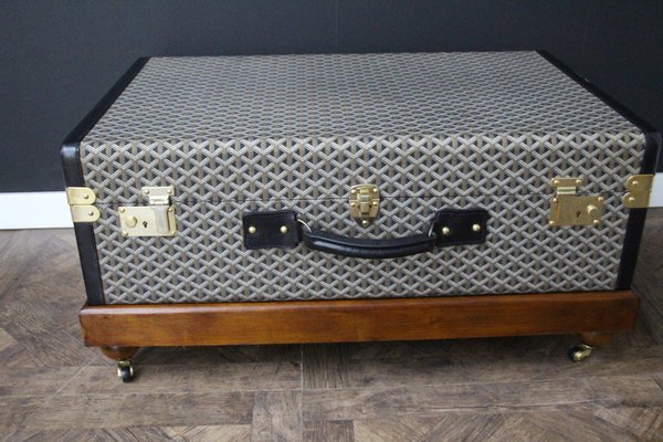 Steamer Trunk in Chevrons Canvas from Goyard, 1960s for sale at Pamono