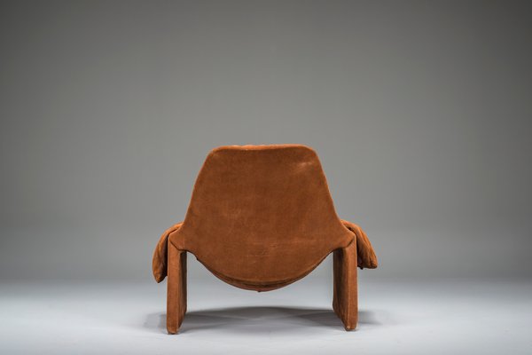 Proposals P60 Leather Lounge Chair by Vittorio Introini for