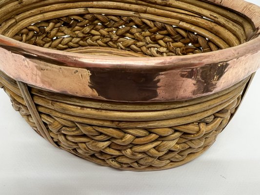 Ovale Bambusschale aus Rattan mit Messingrand, 1970er bei Pamono kaufen