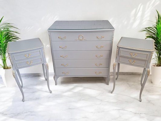 gold 70's dress Trevor Brown/Gold Panel Bedroom Set B3350 – Harwin Furniture