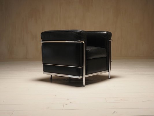 Poltrona LC2 di Le Corbusier, Jeanneret, Perriand per Cassina