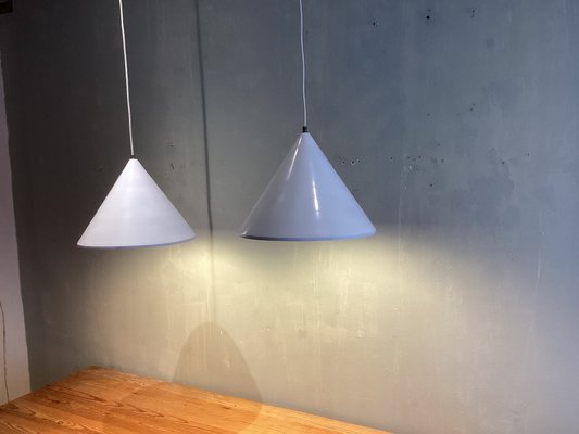 Louis Poulsen ルイスポールセン Billiard ライト ランプ White Colored Billiard Pendant Lamps from Louis Poulsen, Set of 2