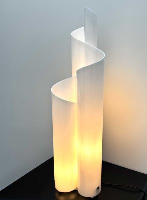 Mezzachimera Lamp by Vico Magistretti for Artemide for sale at Pamono