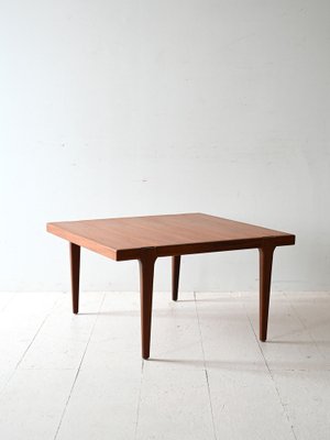 Skandinavischer Couchtisch aus Teak von Erik Wørts für Ikea, 1960er bei Pamono kaufen