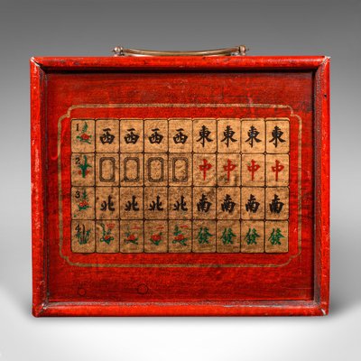 Boîte En Bois Et Tuiles De Mahjong Anciennes - Art Chinois, état Très Moyen (collection)