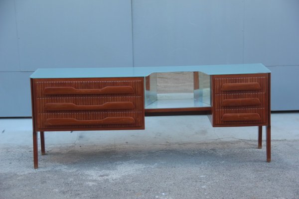Minimalist Dresser, 1950s for sale at Pamono Minimalist Dresser, 1950s for sale at Pamono