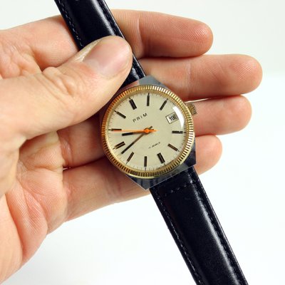 Montre-bracelet Santos Dumont en or jaune 18 carats Cartier, années 1970 sur 1st