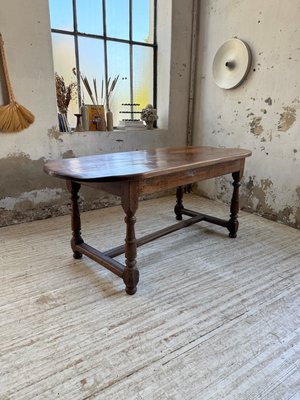 Antique Oval Oak Table, 1890s for sale at Pamono