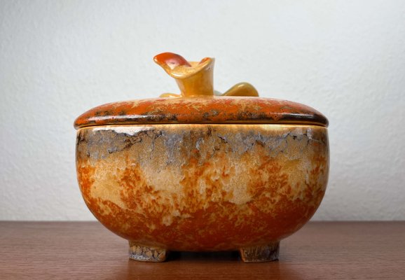 Deutsche Art Deco Keramikschale mit Deckel von Carstens Pottery bei Pamono kaufen