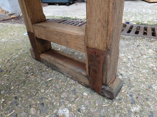 Banc contemporain en bois massif pour les églises