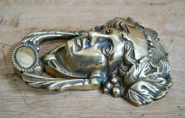 Victorian Head of Dionysus Brass Door Knocker, 1900 for sale at Pamono