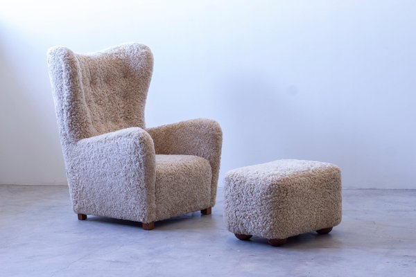 Set of 1672 Wingback Chair and Stool by Fritz Hansen, 1930s for